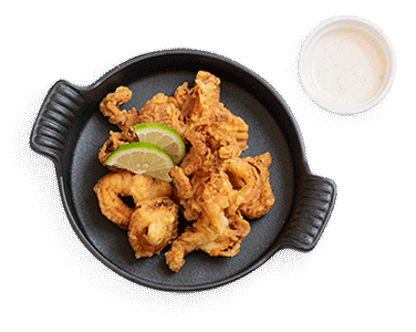 Deep-fried calamari with yogurt dip